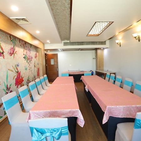 Hotel Leela Grande Karnal Luaran gambar