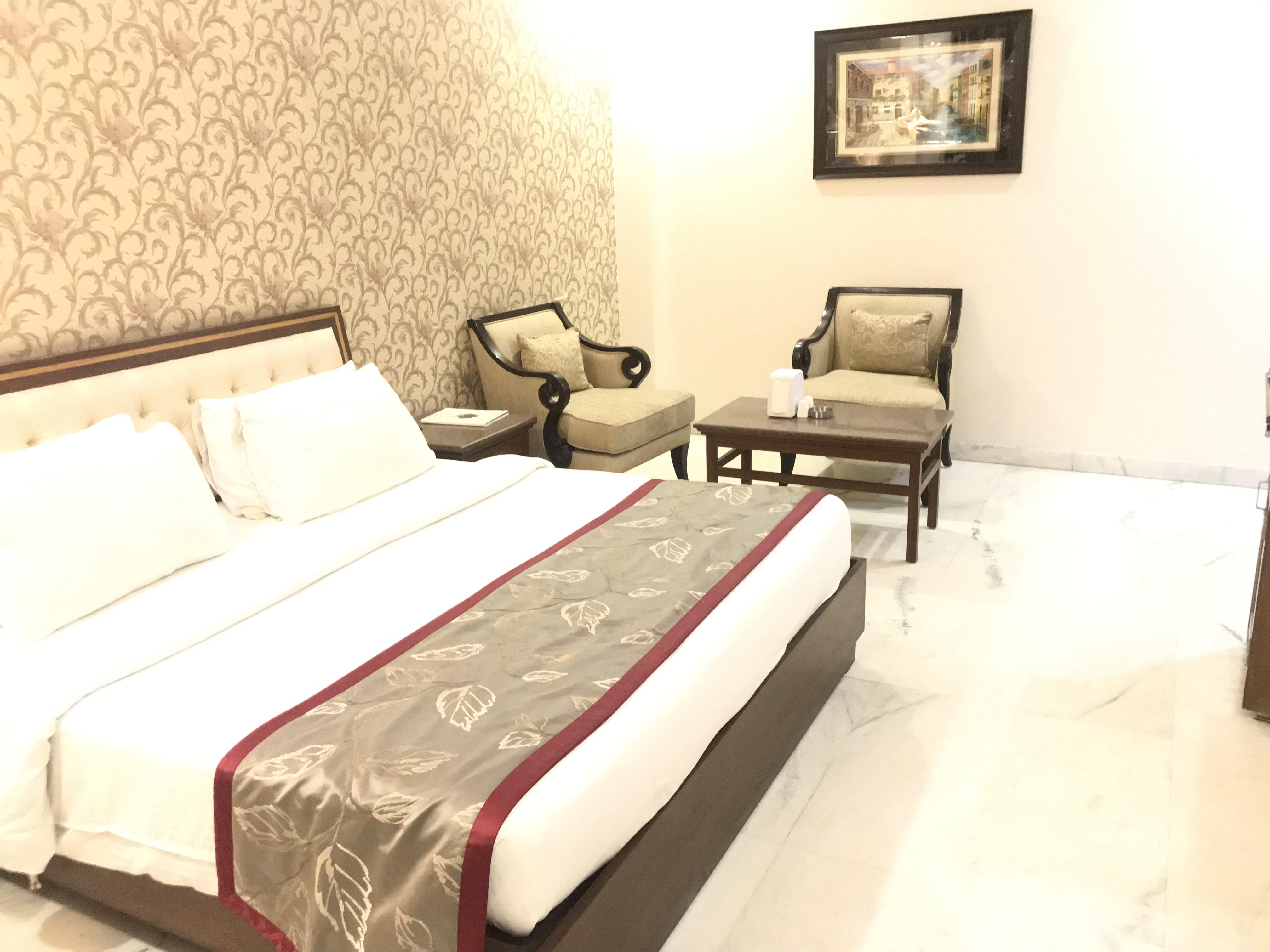 Hotel Leela Grande Karnal Luaran gambar