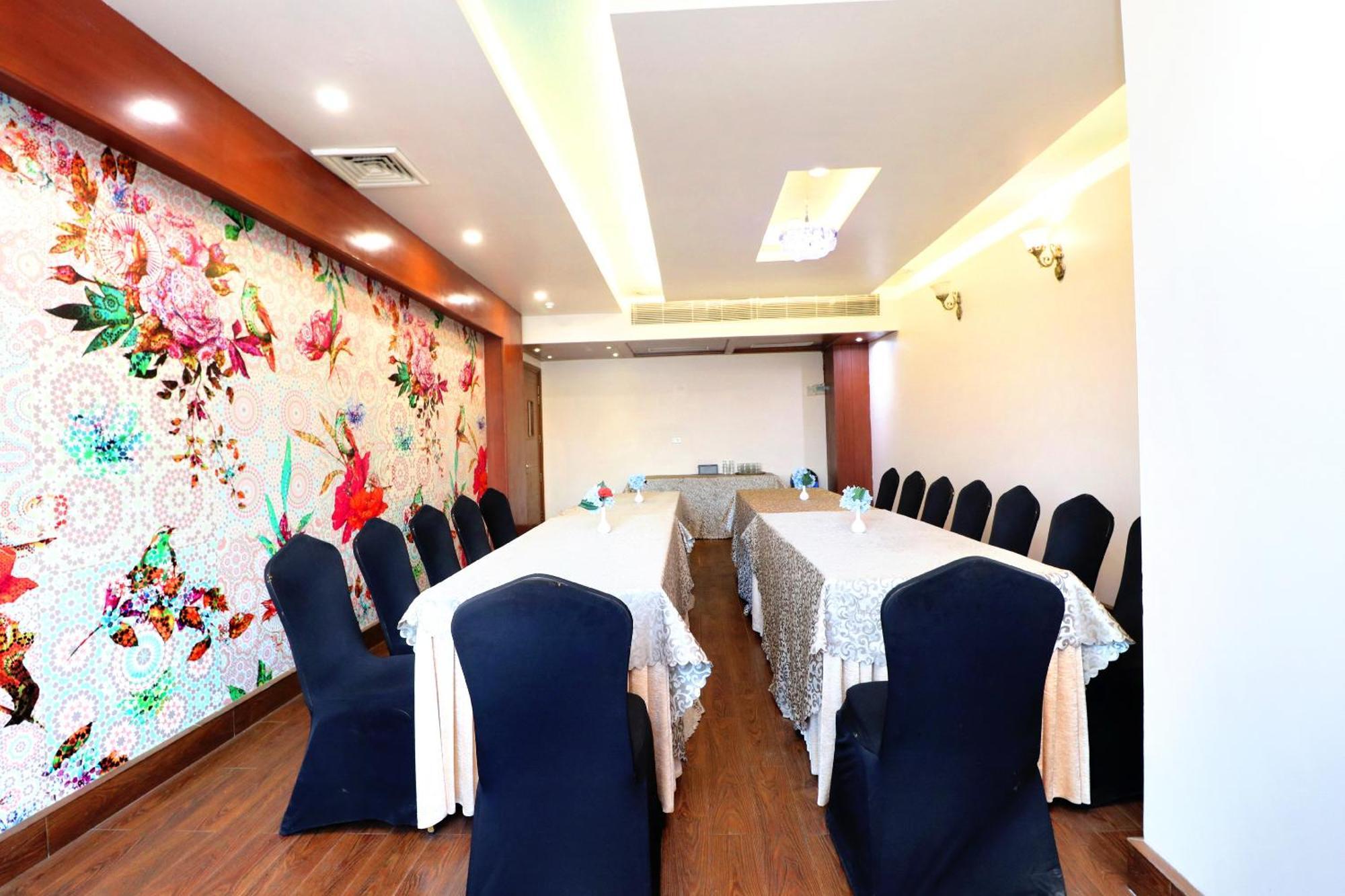 Hotel Leela Grande Karnal Luaran gambar