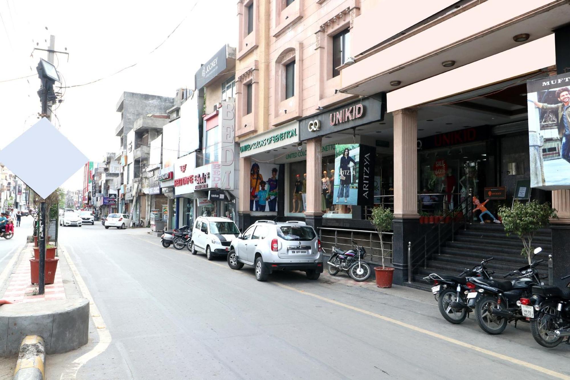 Hotel Leela Grande Karnal Luaran gambar